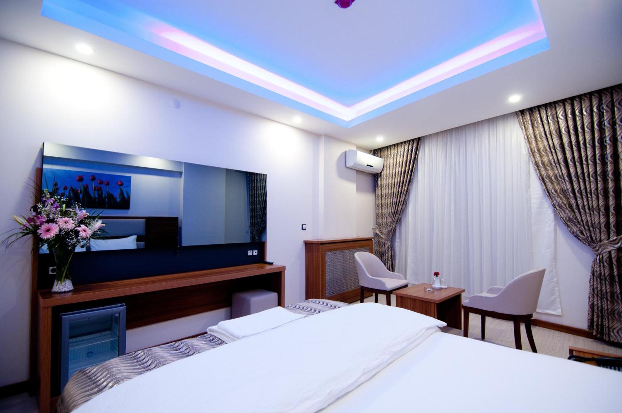 Mus Grand Hotel Εξωτερικό φωτογραφία