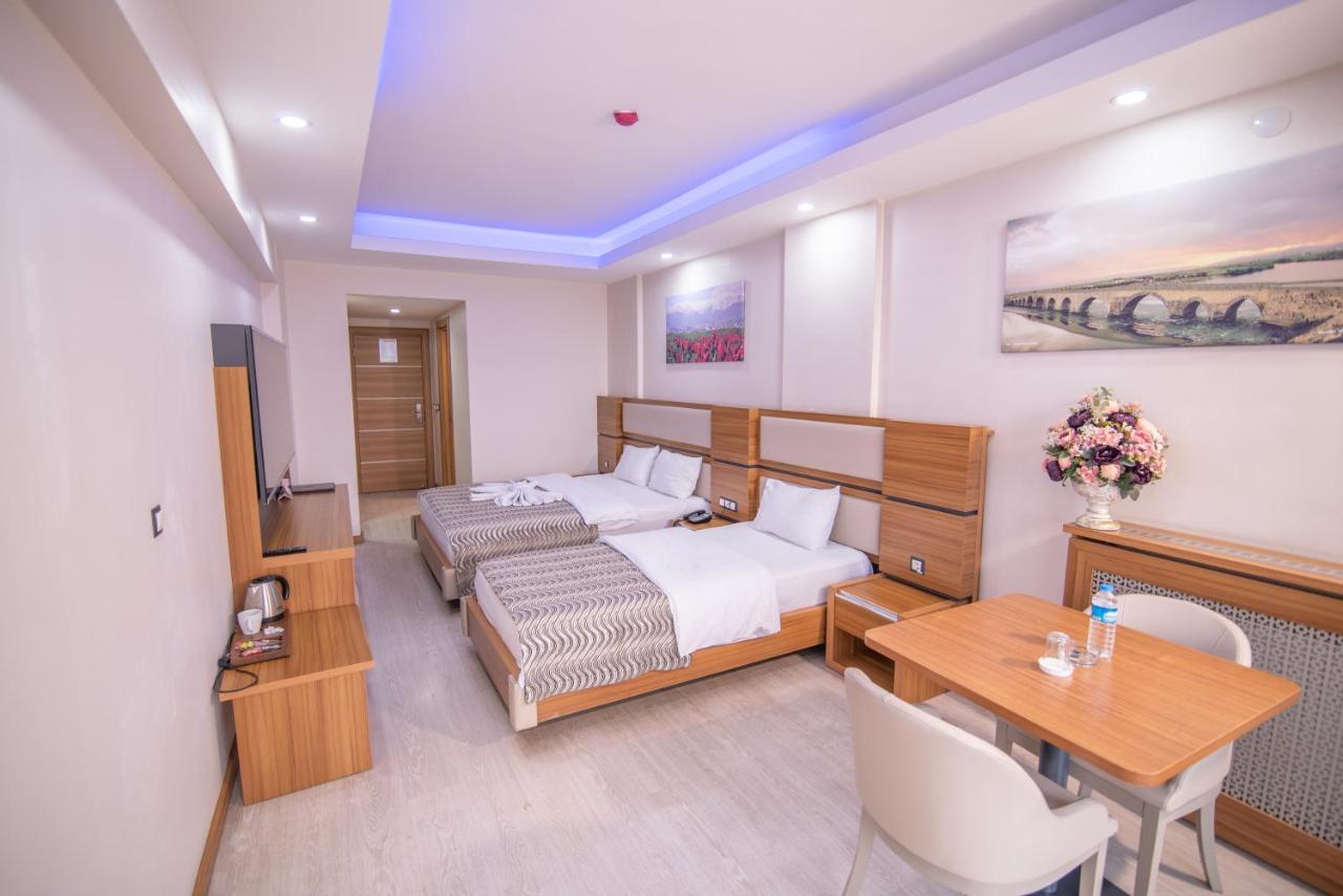 Mus Grand Hotel Εξωτερικό φωτογραφία